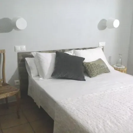 Hostal Royuela *